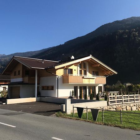Апартаменти Neuhausliving Aschau Im Zillertal Екстер'єр фото